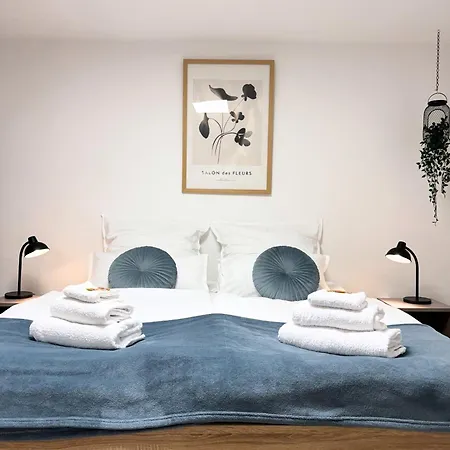 Big Modern Space 75sqm *